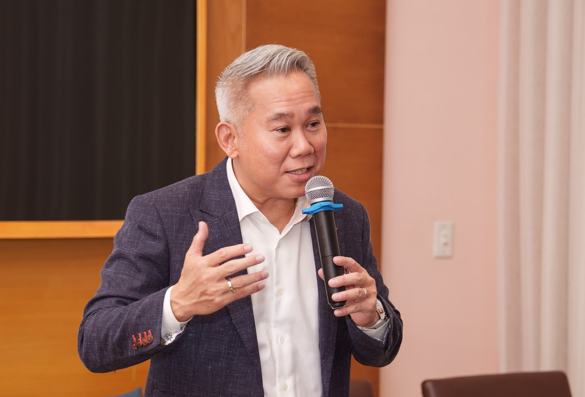 Ứng dụng AI trong doanh nghiệp Việt Nam đang tăng tốc 1 ong-eric-yeo-tong-giam-doc-aws-viet-nam-.jpg