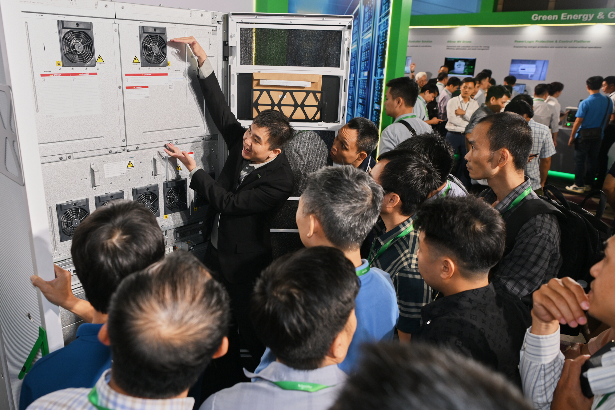 Ứng dụng AI trong tòa nhà thông minh và hạ tầng năng lượng- Ảnh 3. Ứng dụng AI trong tòa nhà thông minh và hạ tầng năng lượng- Ảnh 3.