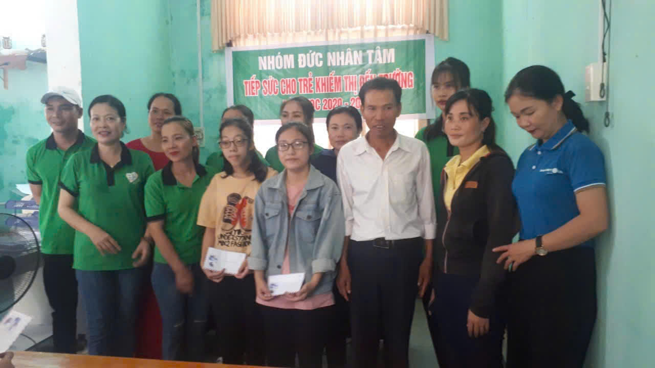 “Nâng bước em đến trường” – Hành trình yêu thương nối dài- Ảnh 2.