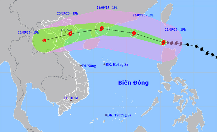 Bản đồ dự báo đường đi, khu vực ảnh hưởng của siêu bão Ragasa. (Nguồn: NCHMF)