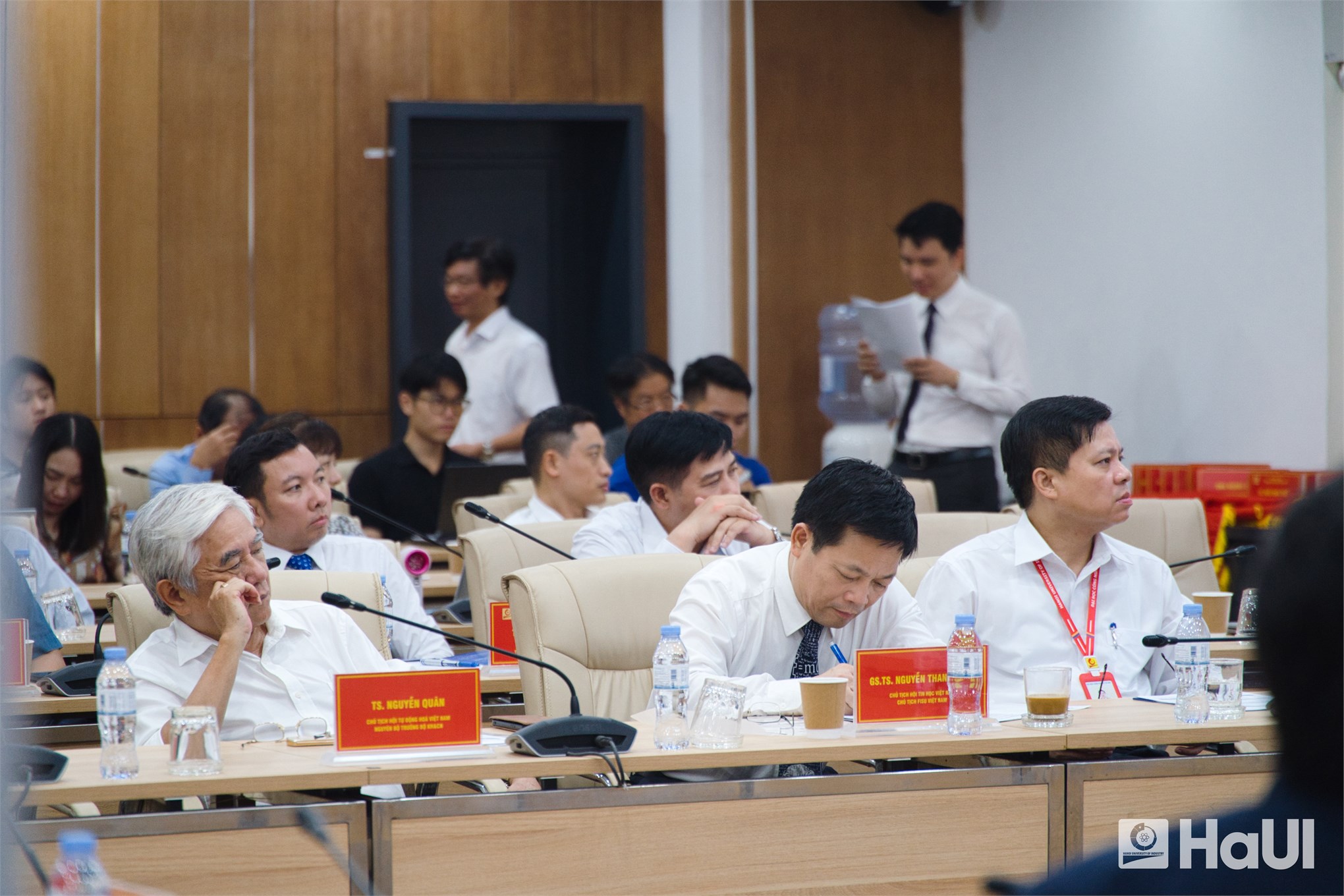 Hội thảo quốc gia AI4Industry 2025: Thúc đẩy trí tuệ nhân tạo, kiến tạo tương lai công nghiệp Việt Nam