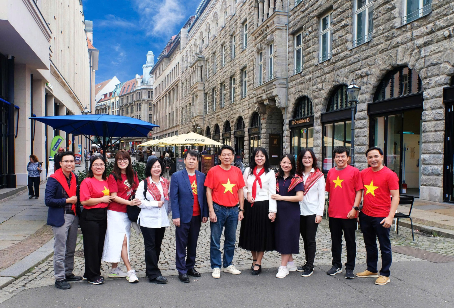 VNU-USSH giới thiệu mô hình đổi mới ứng dụng AI trong giảng dạy tại Hội nghị DS2S khu vực lần thứ 2 ở Leipzig – Đức 1 ussh ds2s 2