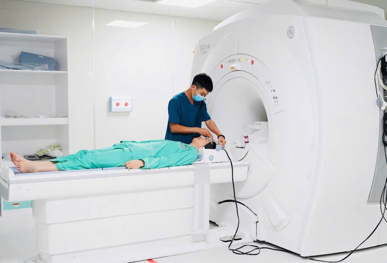 Chuyển đổi số ngành y dược: Những gì thế giới làm được thì mình cũng làm được- Ảnh 2.