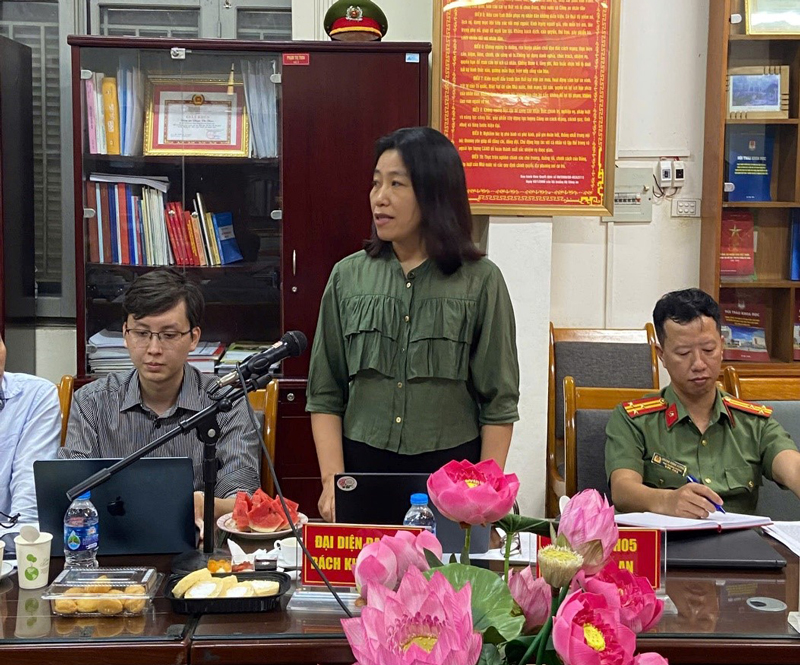 TS. Nguyễn Thị Oanh - Giảng viên Trường Đại học Bách khoa Hà Nội tham luận tại Tọa đàm