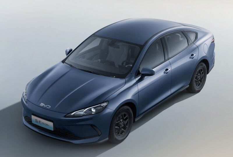 Sát ngày về Việt Nam, một mẫu sedan hybrid có bản nâng cấp tại Trung Quốc: chạy từ Hà Nội đến Cà Mau không cần tiếp nhiên liệu, giá tương đương 300 triệu đồng- Ảnh 4. Sát ngày về Việt Nam, một mẫu sedan hybrid có bản nâng cấp tại Trung Quốc: chạy từ Hà Nội đến Cà Mau không cần tiếp nhiên liệu, giá tương đương 300 triệu đồng- Ảnh 4.