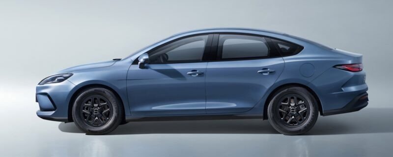 Sát ngày về Việt Nam, một mẫu sedan hybrid có bản nâng cấp tại Trung Quốc: chạy từ Hà Nội đến Cà Mau không cần tiếp nhiên liệu, giá tương đương 300 triệu đồng- Ảnh 5. Sát ngày về Việt Nam, một mẫu sedan hybrid có bản nâng cấp tại Trung Quốc: chạy từ Hà Nội đến Cà Mau không cần tiếp nhiên liệu, giá tương đương 300 triệu đồng- Ảnh 5.