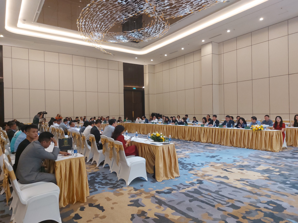 Khẳng định vai trò trụ cột, đặt mục tiêu đột phá hạ tầng, số hóa và hoàn thiện pháp lý 3 Thị trường nội địa: Khẳng định vai trò trụ cột, đặt mục tiêu đột phá hạ tầng, số hóa và hoàn thiện pháp lý