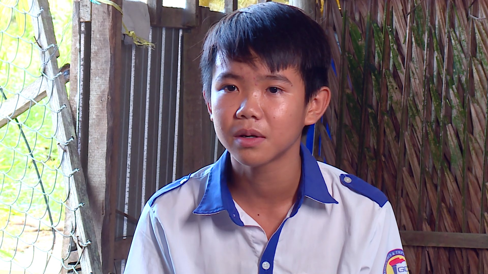 Cậu bé mồ côi bắt ếch kiếm tiền phụ giúp bà 2 Em Trọng Khang: Cậu bé mồ côi và những đêm bắt ếch kiếm tiền phụ giúp bà - Ảnh 2.