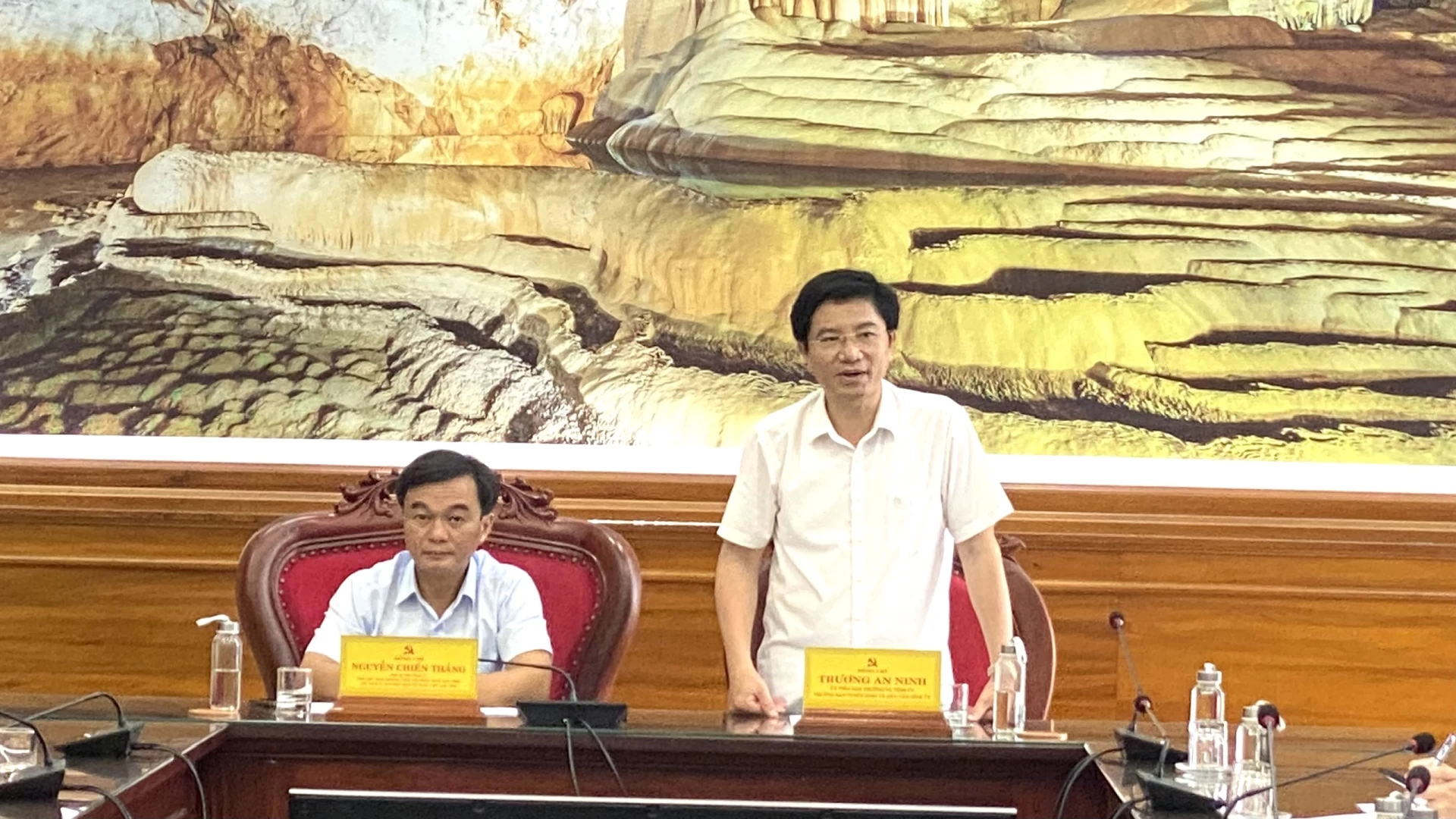 Trưởng Ban Tuyên giáo và Dân vận Trương An Ninh phát biểu tại buổi lam việc - Ảnh: N.L