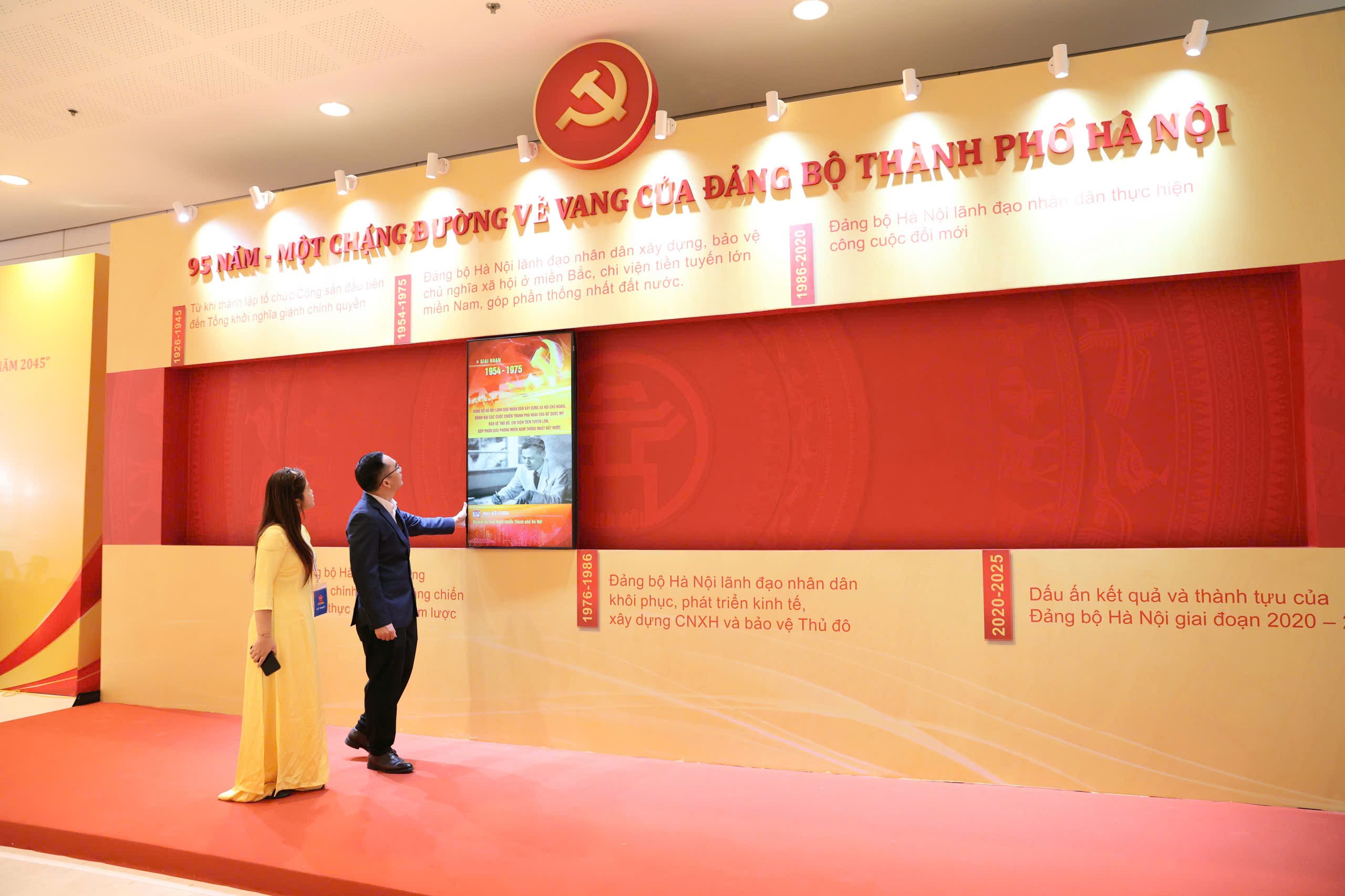 Công nghệ kể chuyện lịch sử và phác họa tương lai Thủ đô Công nghệ kể chuyện lịch sử và phác họa tương lai Thủ đô