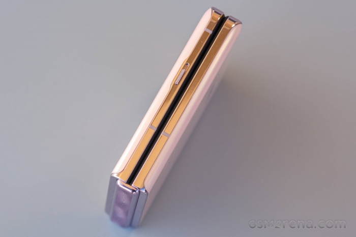OPPO Find N3 Flip 4