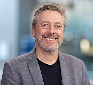 Hội thảo quốc tế “Artificial Intelligence in Higher Education – AIHE 2025” 4 Prof.Dr .Edward Palmer