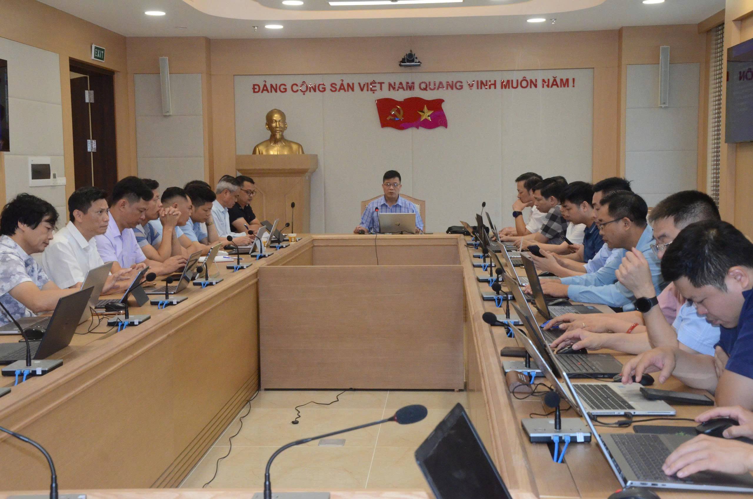 Ban Tổ chức Tỉnh ủy Lào Cai tập huấn sử dụng phần mềm Sổ tay đảng viên điện tử và phần mềm Cơ sở dữ ... 4 anh tin bai