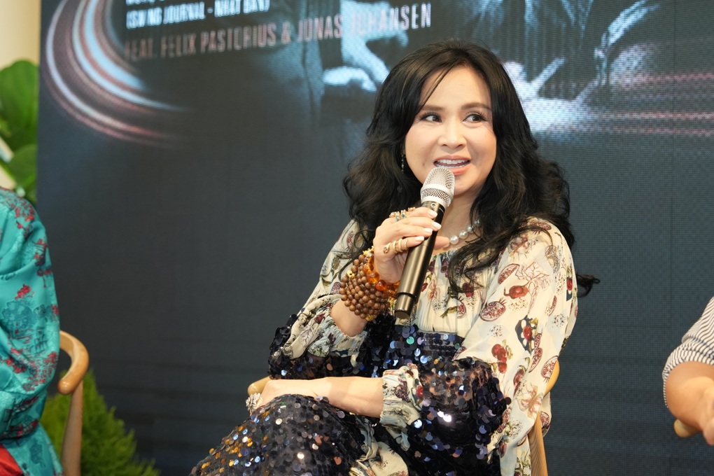 Phản ứng của diva Thanh Lam trước ý kiến AI hát hay hơn ca sĩ - 2 Phản ứng của diva Thanh Lam trước ý kiến AI hát hay hơn ca sĩ - 2