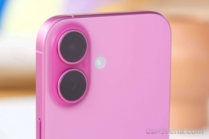 Hơn 18 triệu đã có thể đập hộp iPhone 16 đang rẻ hơn iPhone 17 tới 6 triệu, trang bị không kém nhiều 2 iPhone 16 t9 2