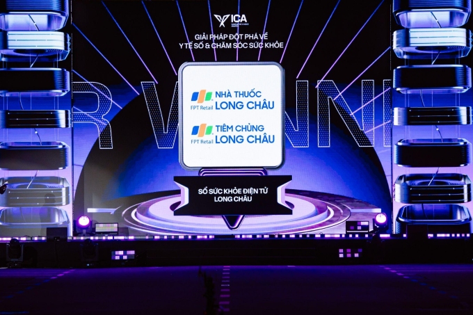 Ban tổ chức ghi nhận sổ sức khỏe điện tử Long Châu phục vụ hơn hai triệu người. Ảnh: LC