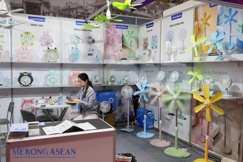 Khai mạc triển lãm quốc tế điện tử và thiết bị thông minh IEAE 2025