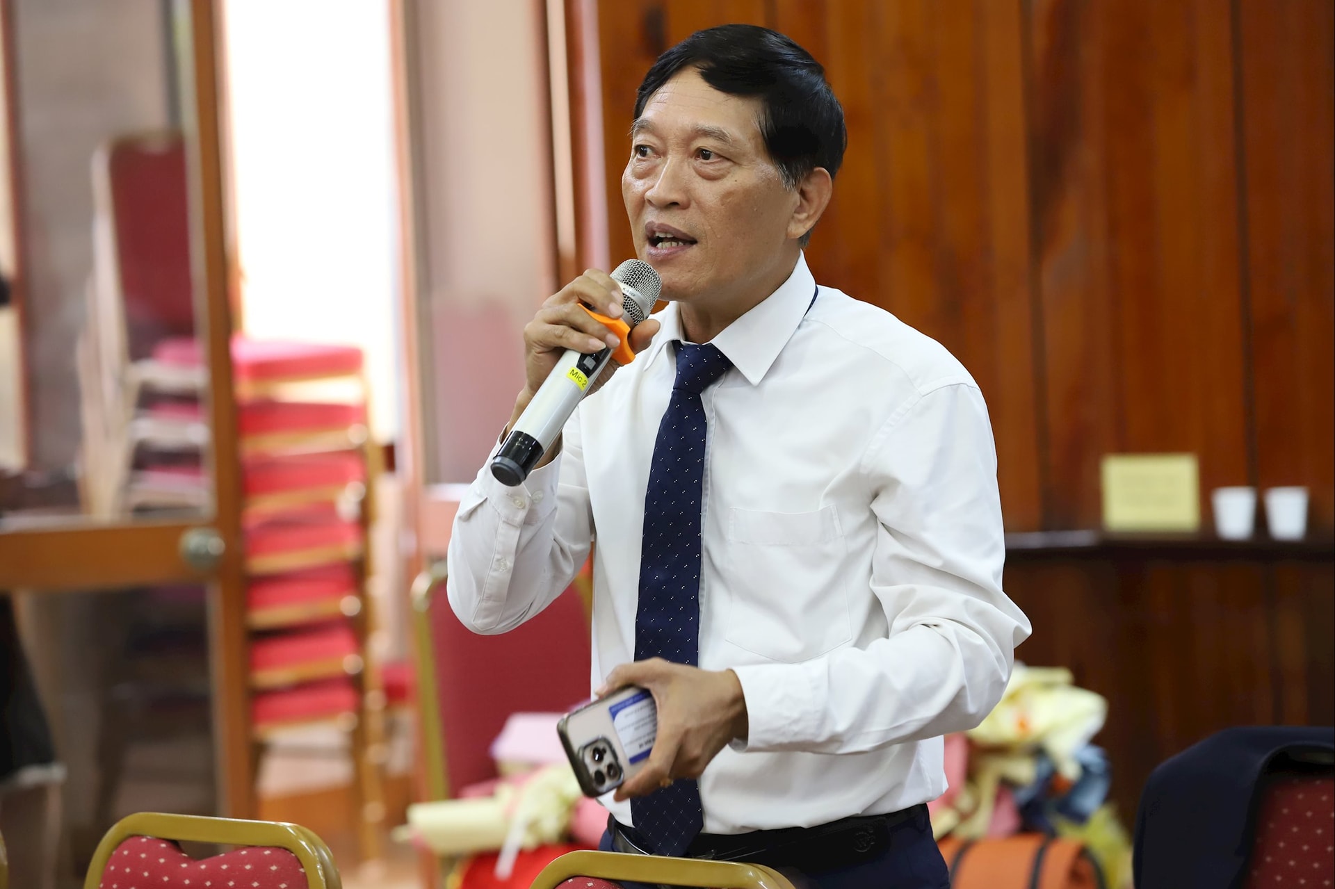Bế mạc Khóa học AI cho chuyên gia thông tin và thư viện 10 img_8813.jpg