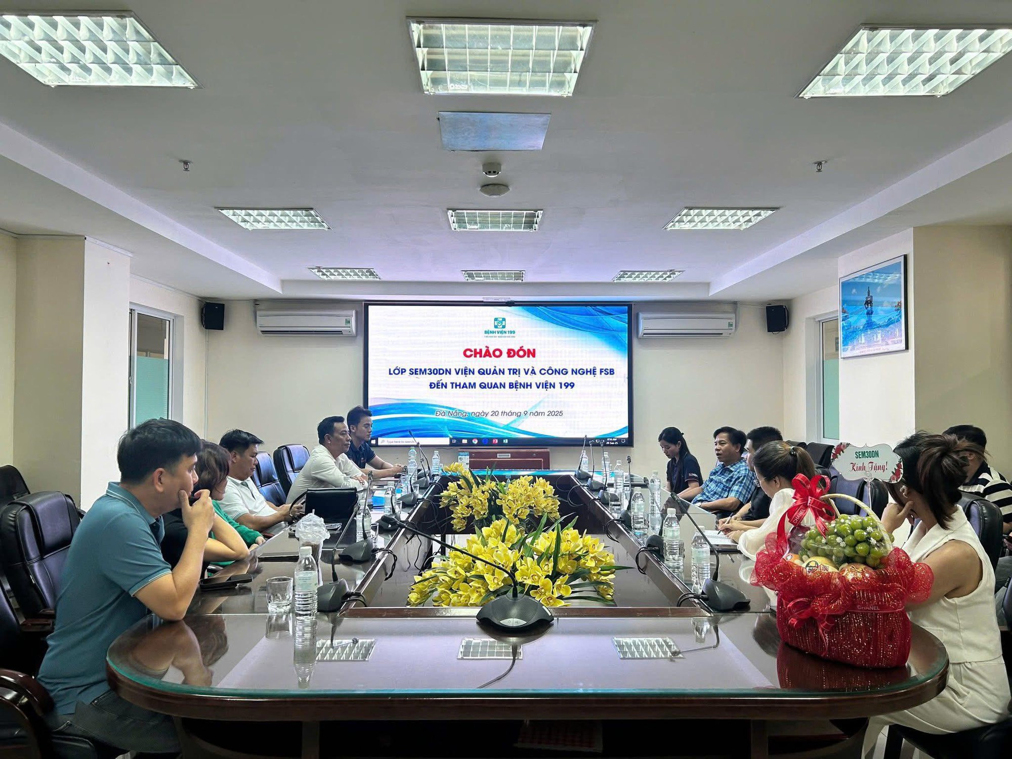 AI bùng nổ, MBA tích hợp AI của FPT tạo lợi thế cạnh tranh mới cho nhà quản lý - Ảnh 2.