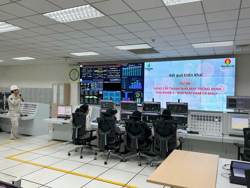 Petrovietnam làm chủ công nghệ mới, chuyển đổi số tư duy 'AI-First' 4 Mô hình “Nhà máy thông minh” đã trở thành hiện thân rõ nét nhất của cách mạng công nghiệp 4.0 tại PVCFC (Ảnh Petrovietnam)