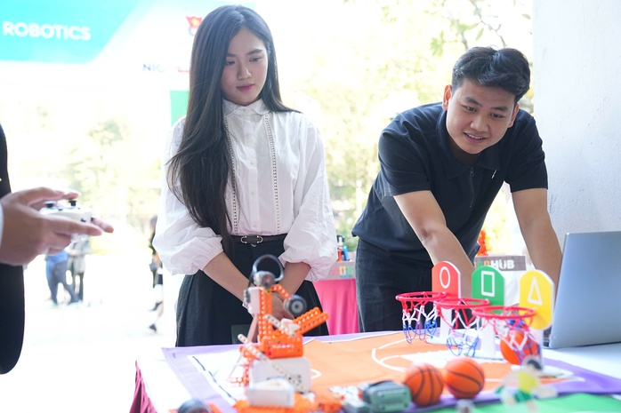 1764376749334 07390829112025