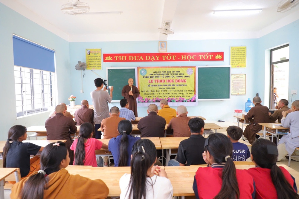 1cbf4bd1 433f 4c66 bb32 ee349a5dd9a4 crop