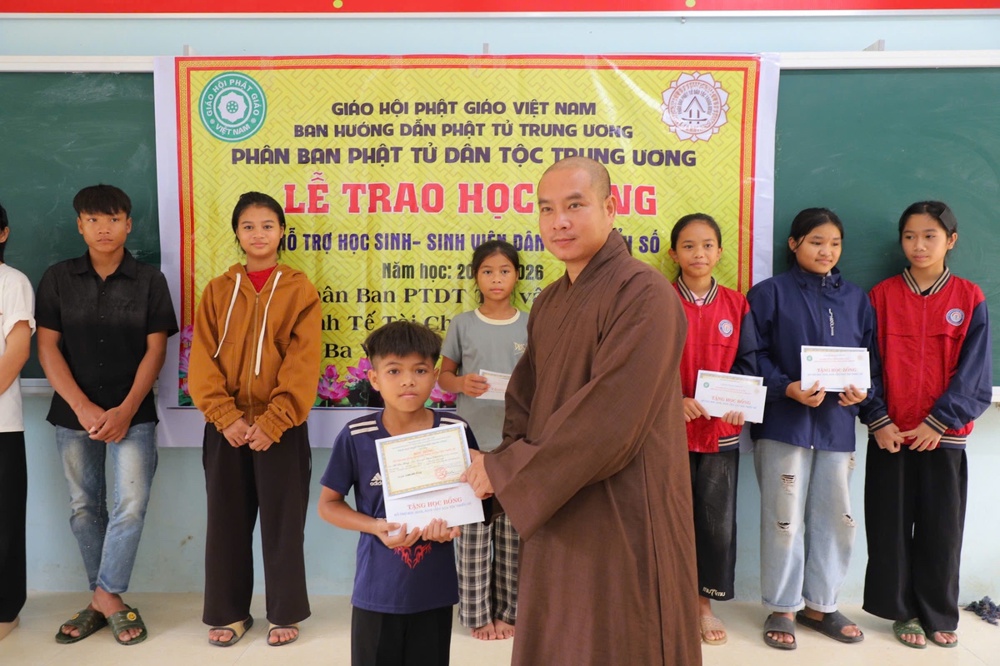 23f17979 d82e 474c a286 42e1a99e8626 crop