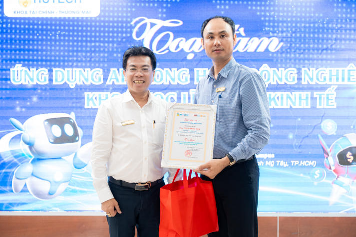 Giảng viên Khoa Tài chính 3 Giảng viên Khoa Tài chính - Thương mại cập nhật xu hướng ứng dụng AI trong nghiên cứu khoa học lĩnh vực kinh tế 44