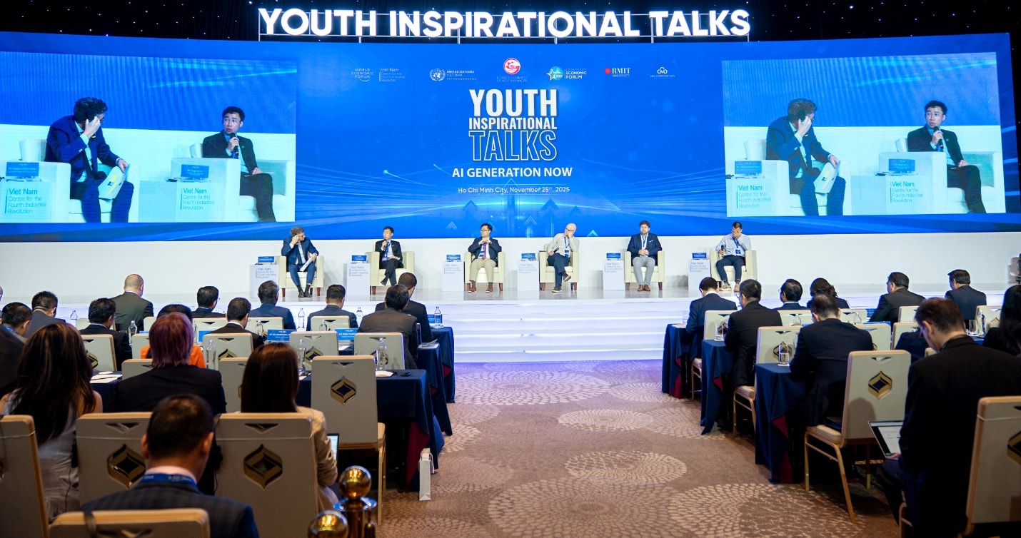 Chiến lược quốc gia về nhân tài số và chuyển đổi kép tại HEF 2025 4 408-202511251739034.jpg