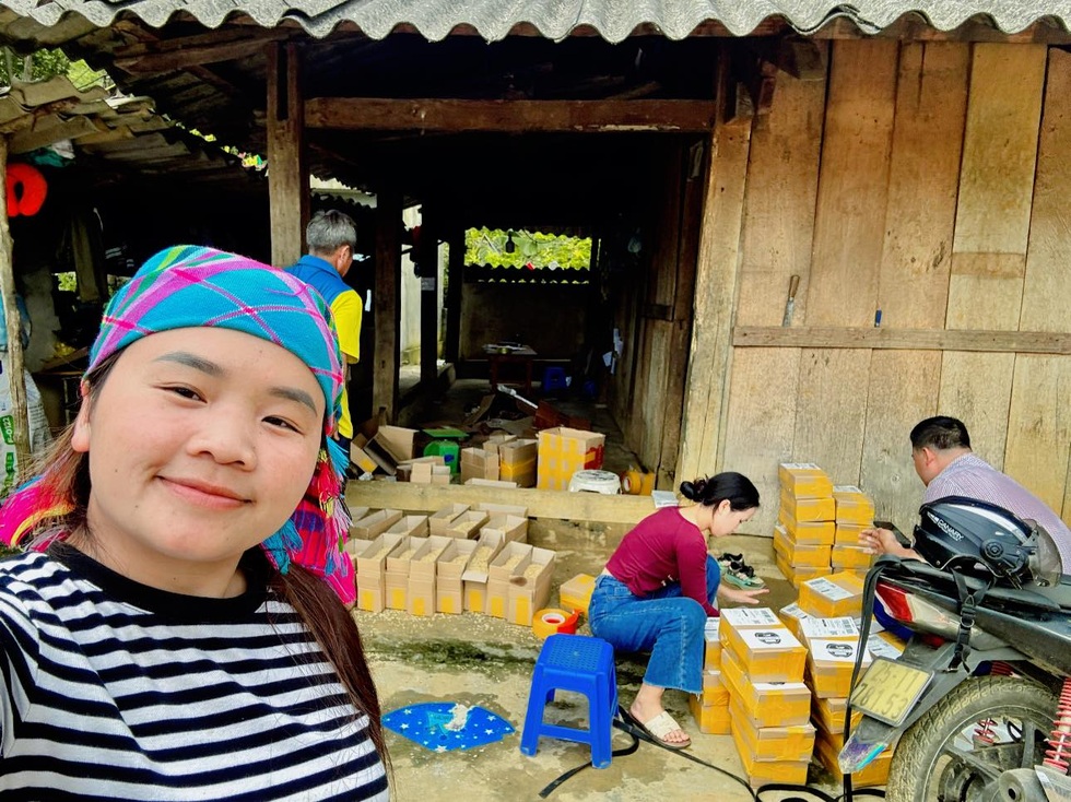 Bó rau 2.000 đồng và giấc mơ đổi đời trên sàn thương mại điện tử - 3