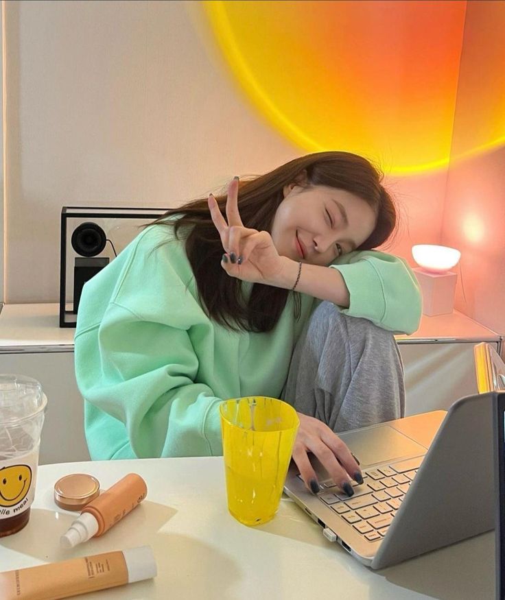 Giải oan cho AI: Không “cướp” việc của ai, còn giúp tăng tới 56% tiền lương!- Ảnh 2. Giải oan cho AI: Không “cướp” việc của ai, còn giúp tăng tới 56% tiền lương!- Ảnh 2.