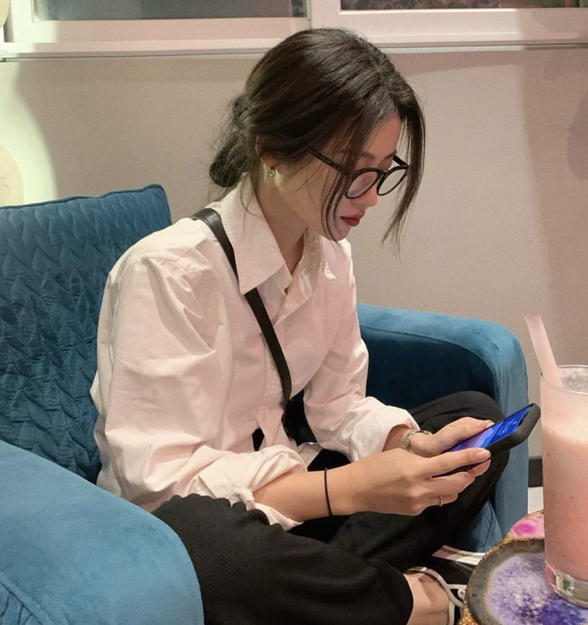 Tháng nào chồng cũng đưa tiền, vợ chỉ ước tiền ai nấy tiêu: Đoạn tin nhắn hé lộ lý do- Ảnh 3. Tháng nào chồng cũng đưa tiền, vợ chỉ ước tiền ai nấy tiêu: Đoạn tin nhắn hé lộ lý do- Ảnh 3.