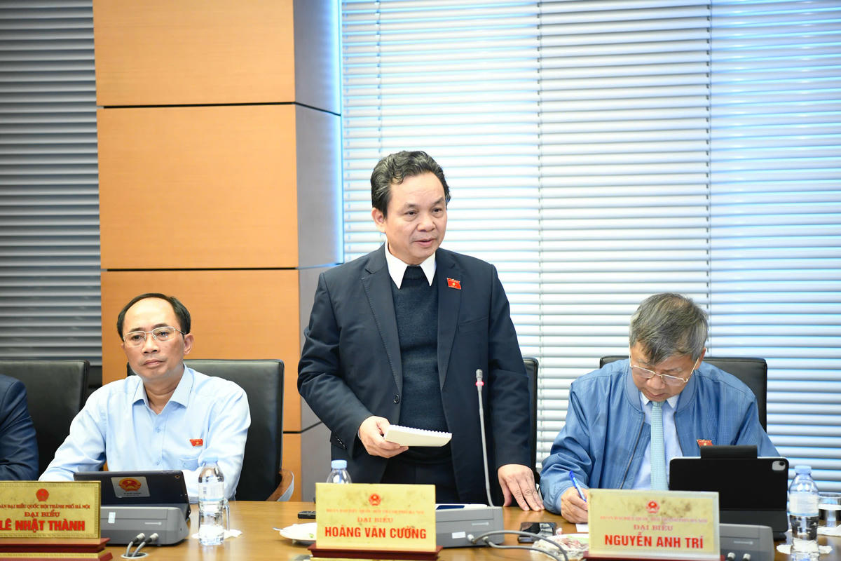 Ông Hoàng Văn Cường phát biểu (Ảnh: Quang Vinh)