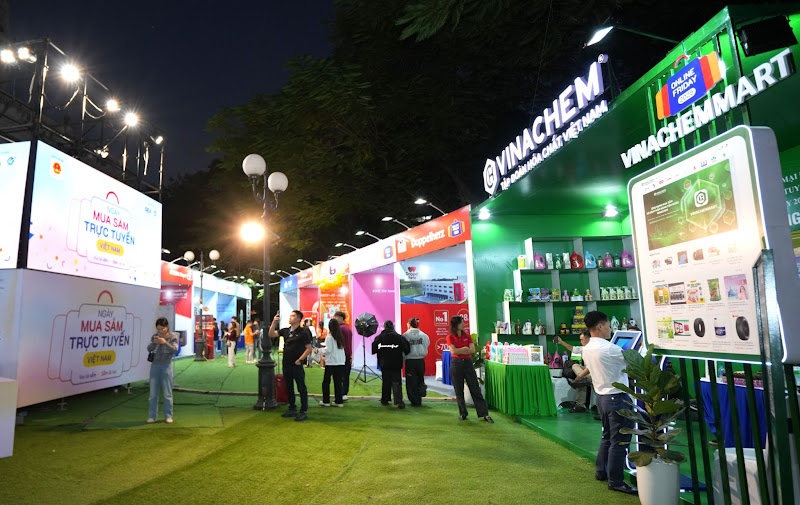 Lễ Khai mạc Tuần lễ Thương mại điện tử quốc gia và Ngày mua sắm trực tuyến Việt Nam 7 AD 4nXcVdG a5z6bc3h0pxqy 01WZltceQ9vcaY7HeJoee6VG2Y3sSdl2C2VIZAWH5fik7wd9eDJxgVj91JgNTnjfrT gQpBuIjO