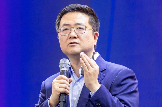 Làn sóng xuất khẩu mới của doanh nghiệp Việt trên Amazon 1 Jim Yang, Giám đốc phát triển thị trường Amazon Global Selling châu Á - Thái Bình Dương. Ảnh: Minh Quân