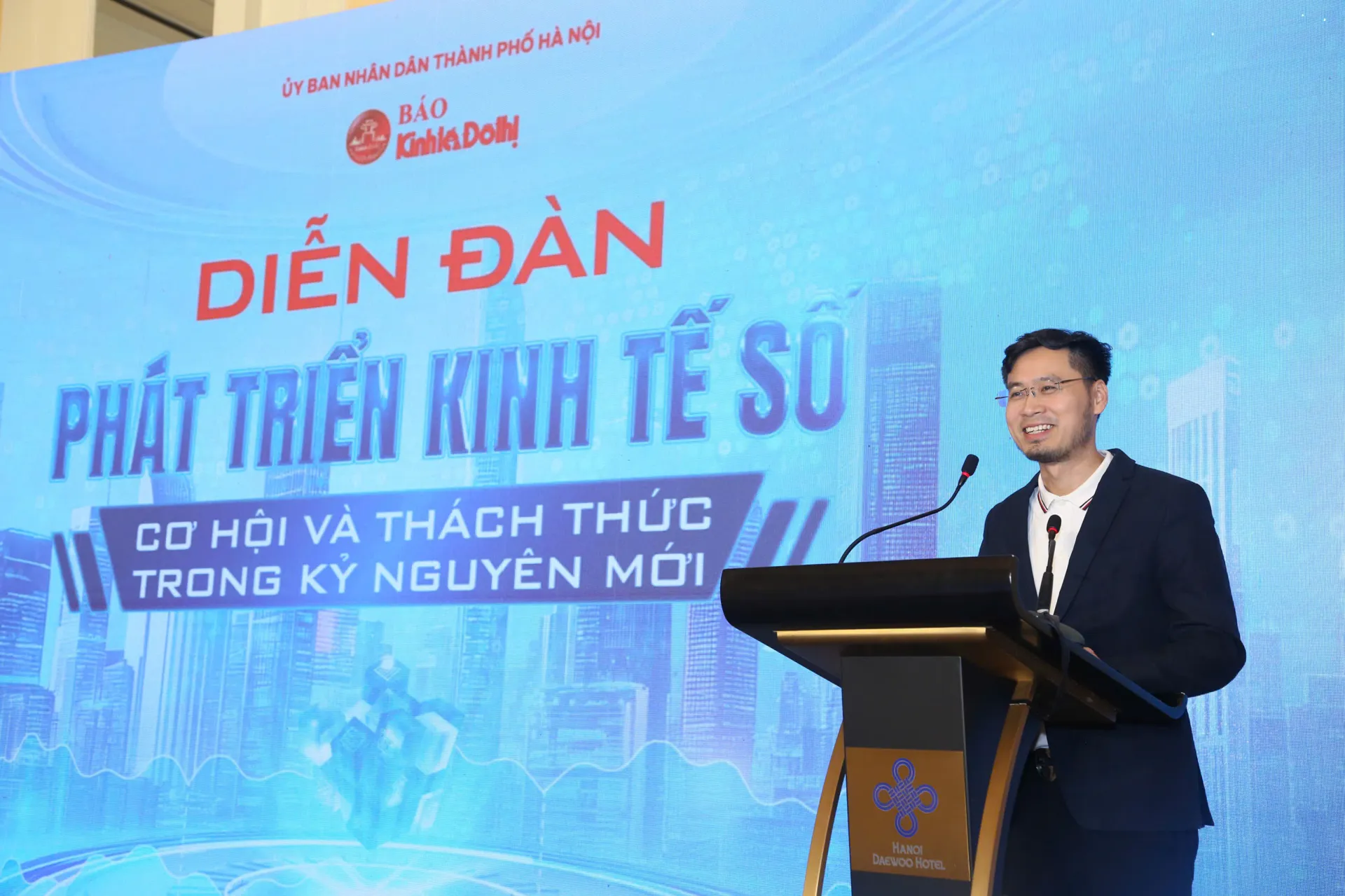 Hình ảnh 1 a quang 1 1763710373