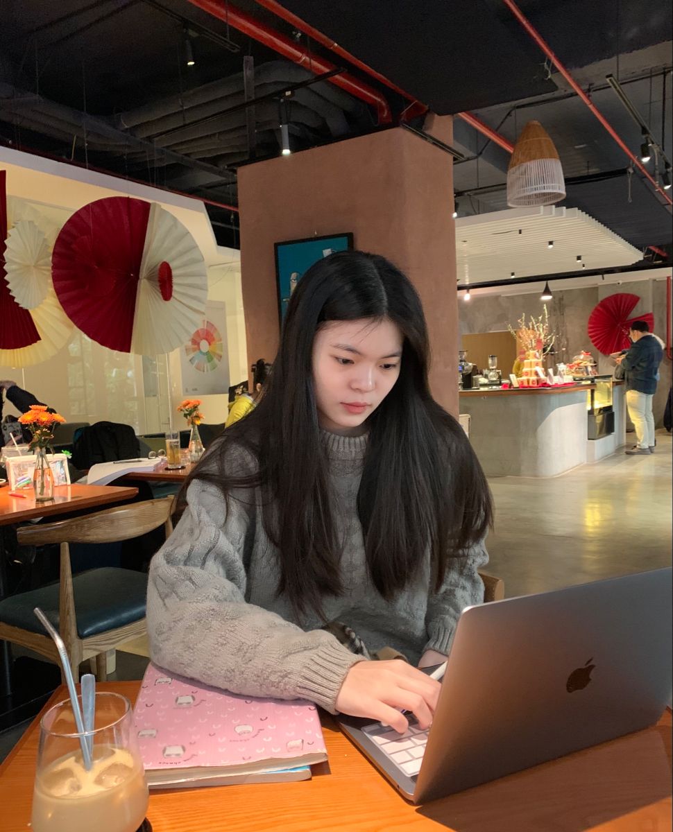 Giải oan cho AI: Không “cướp” việc của ai, còn giúp tăng tới 56% tiền lương!- Ảnh 1. Giải oan cho AI: Không “cướp” việc của ai, còn giúp tăng tới 56% tiền lương!- Ảnh 1.