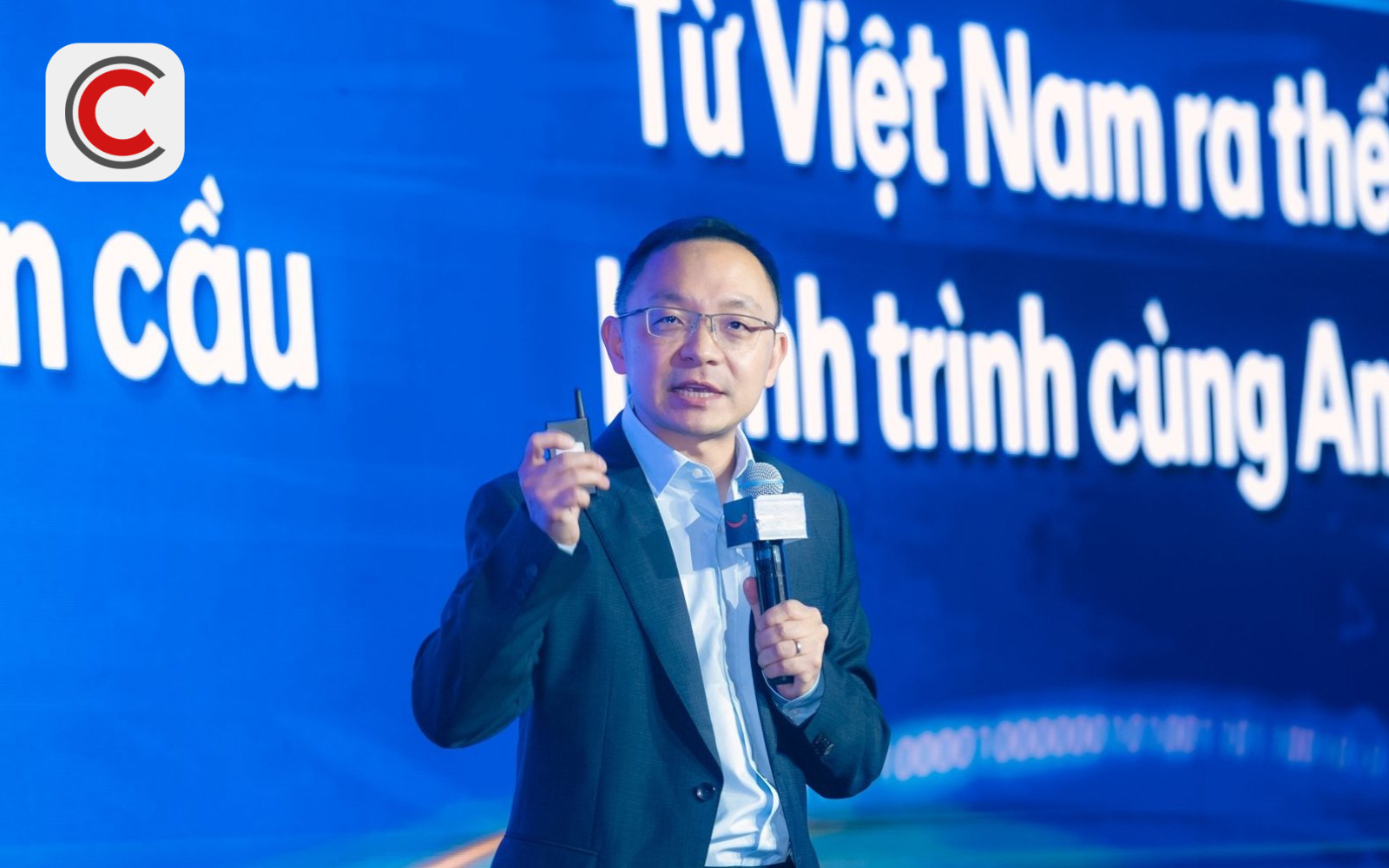 Việt Nam ở vị thế hoàn hảo để trở thành trung tâm xuất khẩu thương mại điện tử của khu vực 1 Sếp Amazon: Việt Nam ở vị thế hoàn hảo để trở thành trung tâm xuất khẩu thương mại điện tử của khu vực - Ảnh 1.