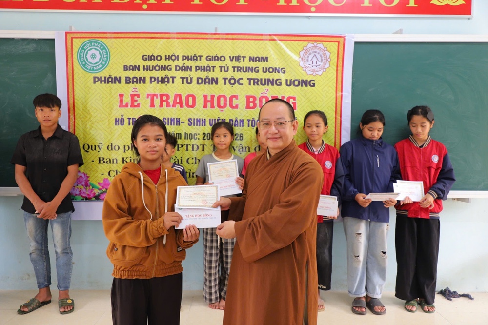 d79d3012 1310 4b77 b201 2b2f6c0c3a9d crop