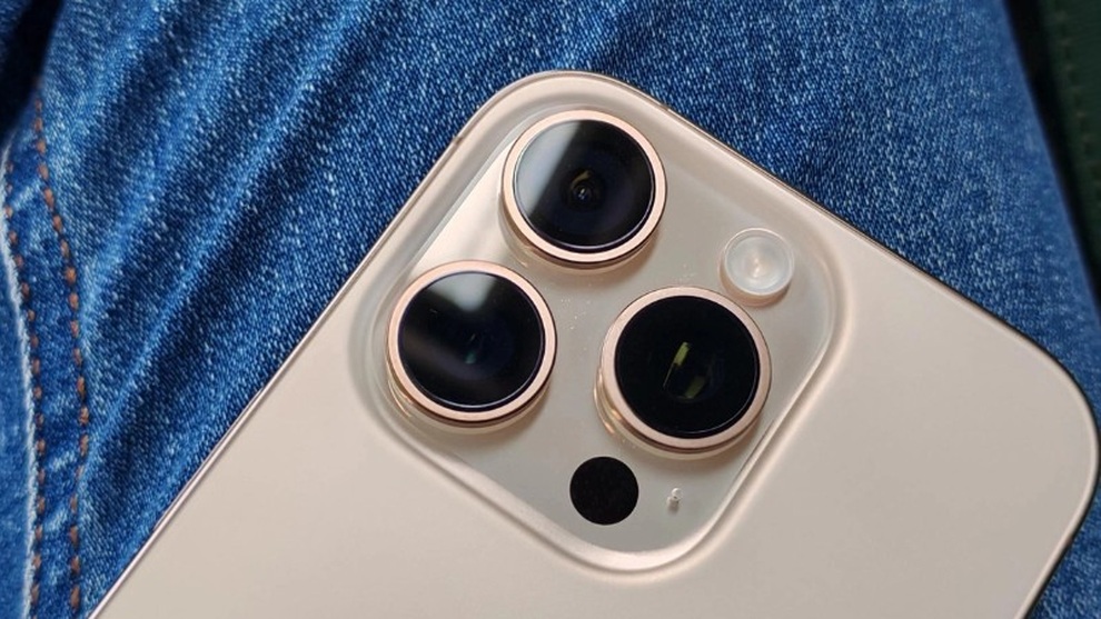 iPhone 16 Pro Max: Lựa chọn cân bằng giữa hiệu năng, giá trị và bền vững - 4 iPhone 16 Pro Max: Lựa chọn cân bằng giữa hiệu năng, giá trị và bền vững - 4