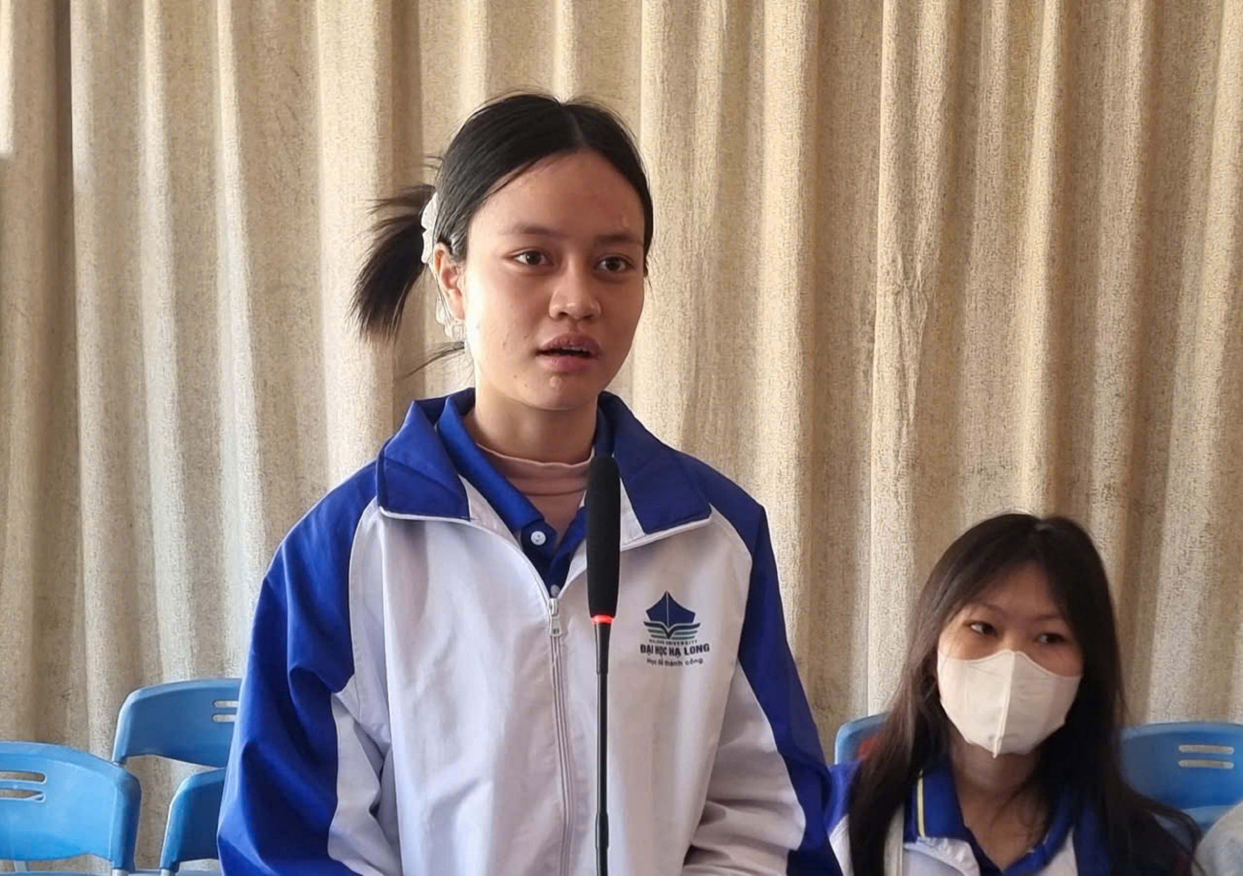 Văn học - Nghệ thuật Quảng Ninh : Từ lý luận phê bình đến trách nhiệm với di sản 5 hs2-1764173794.jpg