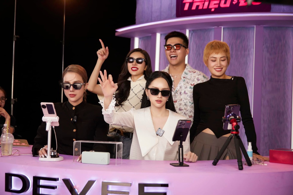 Cuộc đua khốc liệt của các ông lớn thương mại điện tử: Ai được, ai mất? - 4 Cuộc đua khốc liệt của các ông lớn thương mại điện tử: Ai được, ai mất? - 4