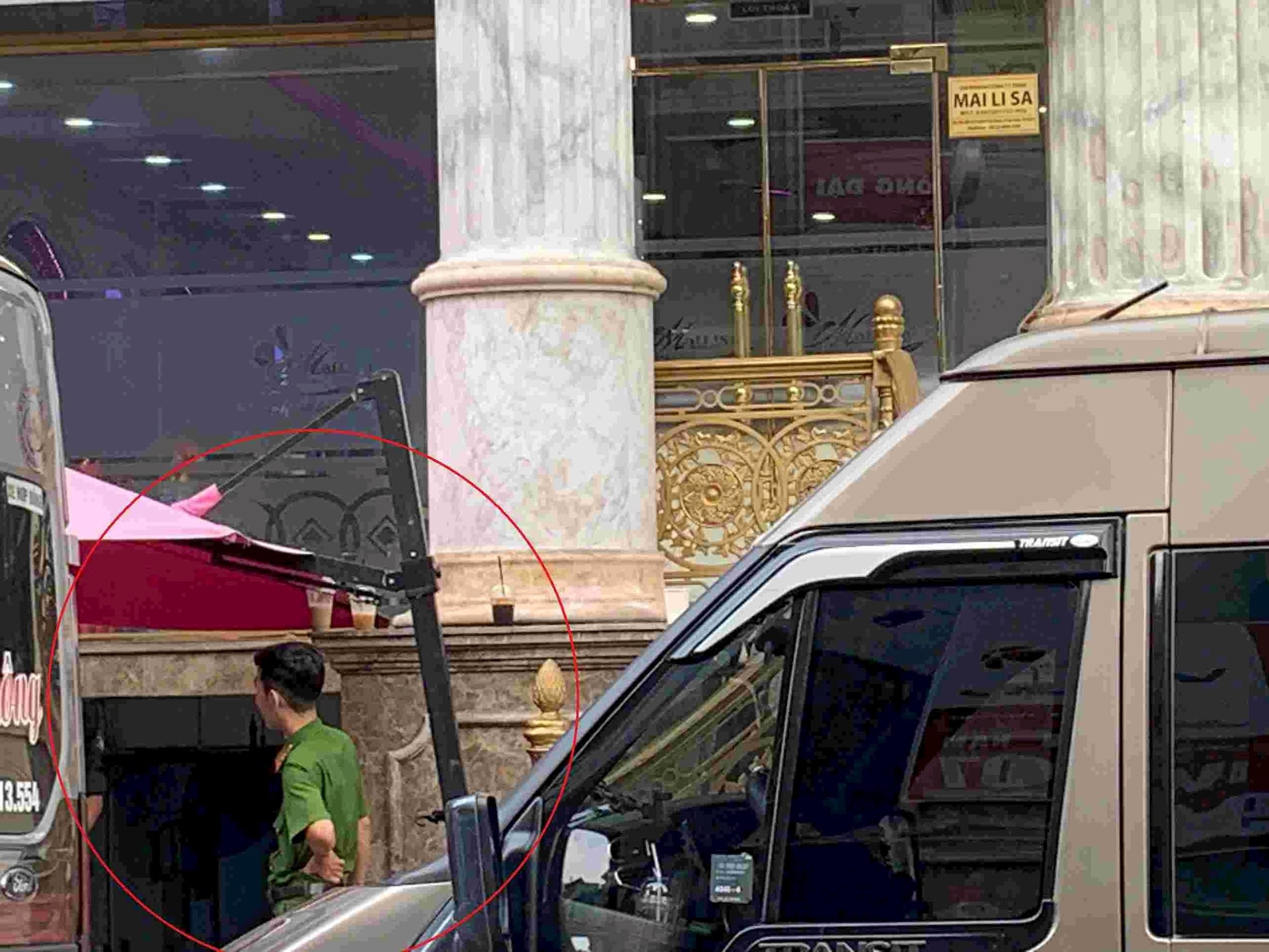 Công an xuất hiện tại 2 cơ sở thẩm mỹ viện Mailisa ở TPHCM và Đắk Lắk- Ảnh 1.