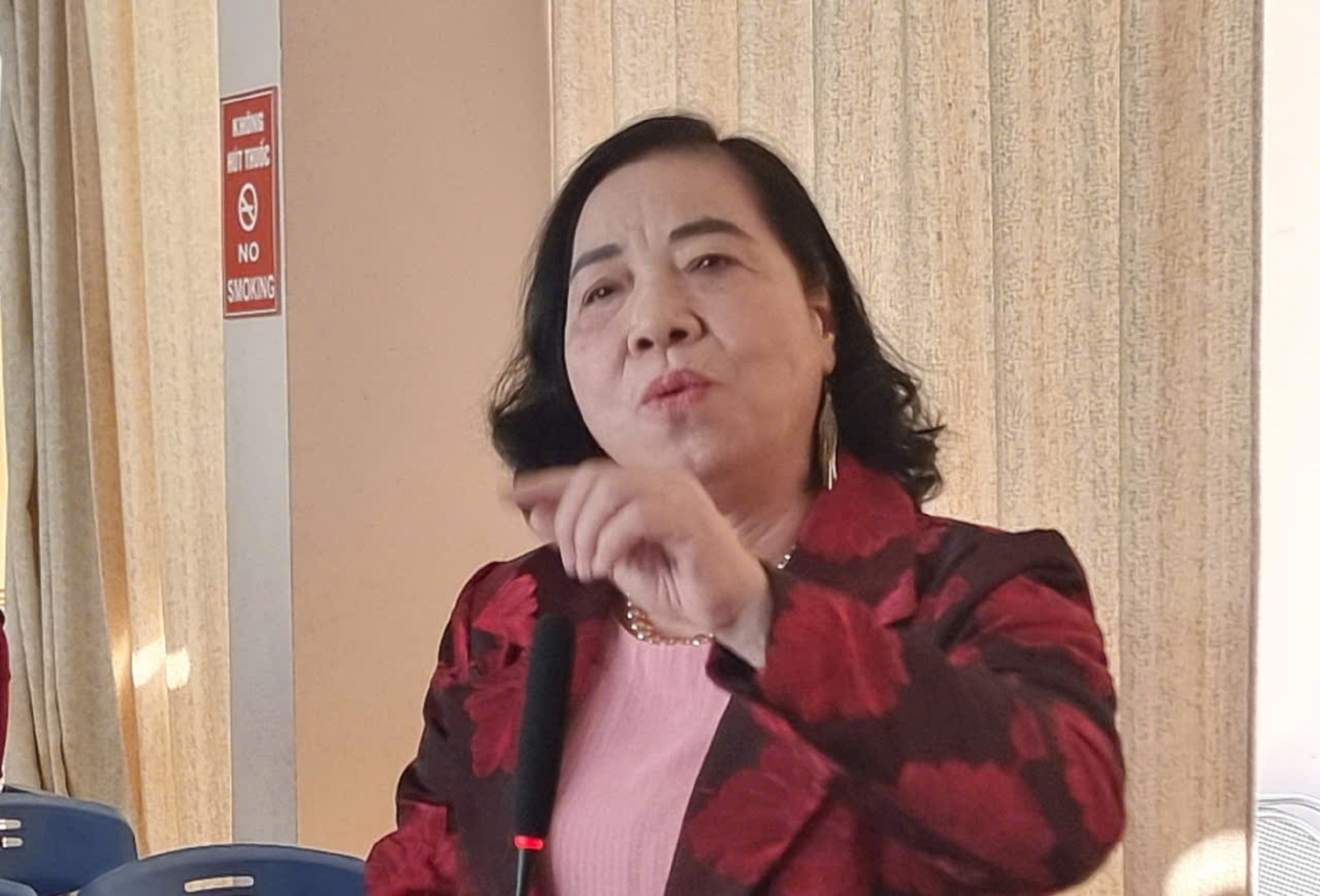 Văn học - Nghệ thuật Quảng Ninh : Từ lý luận phê bình đến trách nhiệm với di sản 3 phat-bieu2-1764173551.jpg