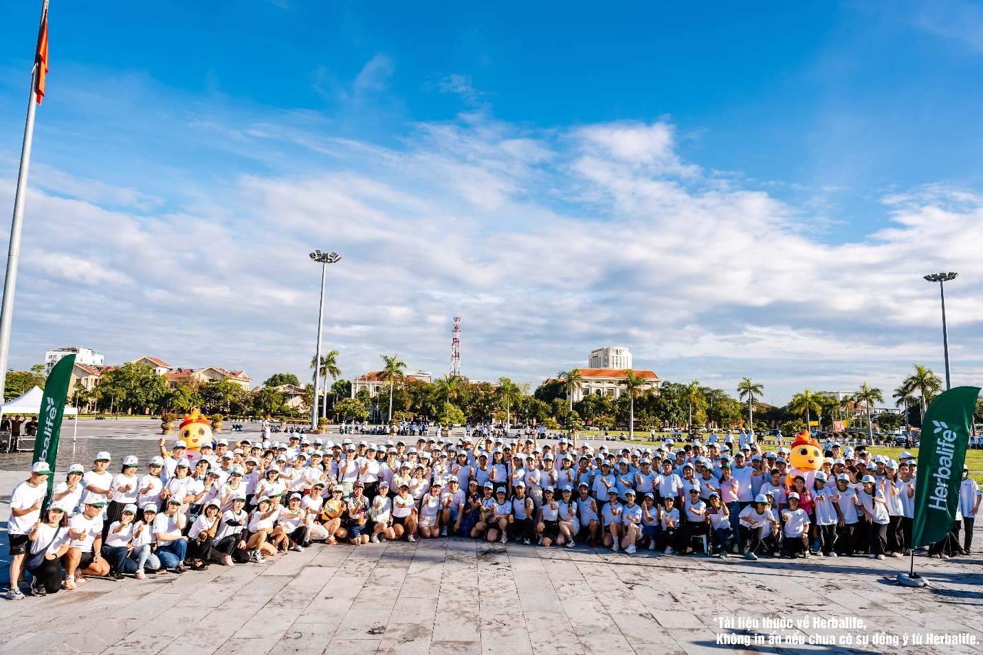 Herbalife Việt Nam đồng hành cùng Ủy ban Olympic Việt Nam tổ chức Chương trình Toàn Dân Tập Luyện Thể Dục Thể Thao để khuyến khích lối sống năng động trong cộng đồng 1 Chương trình Toàn Dân Tập Luyện Thể Dục Thể Thao luôn thu hút nhiều người tham gia tại Quảng Trị