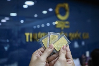 Giá vàng miếng giảm 1,2 triệu đồng/lượng, SJC ra thông báo đáng chú ý