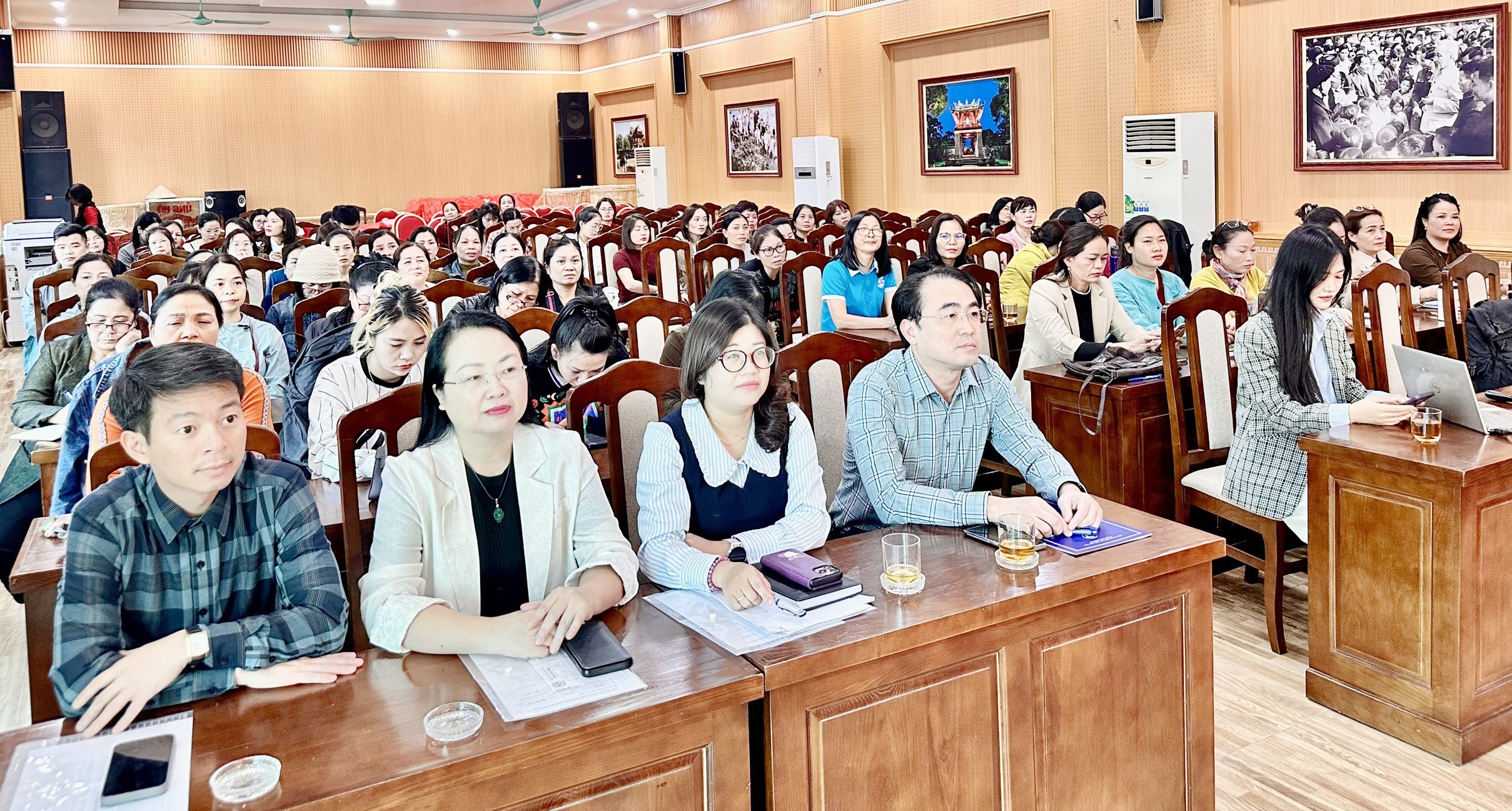 Lãnh đạo xã Đại Thanh đã dành nhiều sự quan tâm, chỉ đạo nhằm phát triển TMĐT ổn định và bền vững.