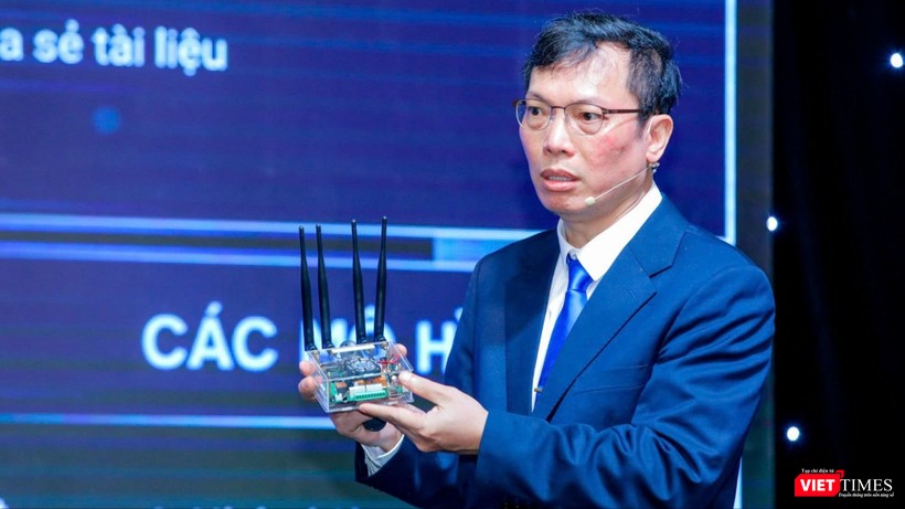 Luật AI phải đi trước để tránh lệ thuộc nước ngoài 1 TS. Đặng Minh Tuấn, Phó chủ tịch SVP Tập đoàn công nghệ CMC, Viện trưởng Viện Nghiên cứu ứng dụng công Nghệ CMC.