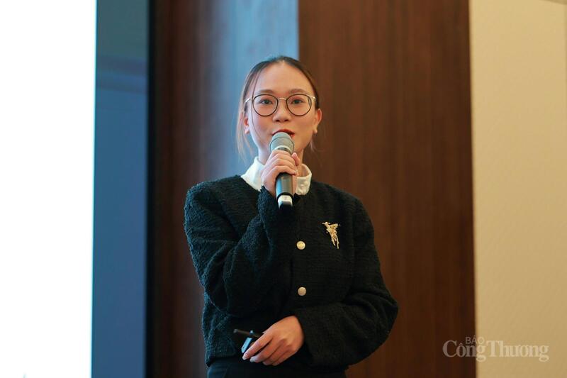 Doanh nghiệp Việt tăng tốc chuyển đổi số với làn sóng AI Commerce 4 Bà Đỗ Thị Thanh Hương, Trưởng phòng Nghiên cứu thị trường Công ty Cổ phần Khoa học Dữ liệu Metric. Ảnh: Quỳnh Trang