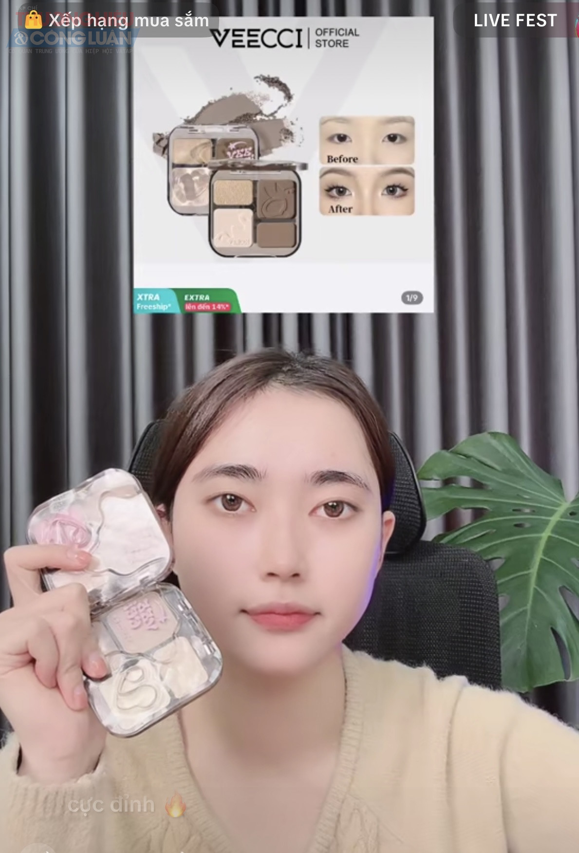 Một buổi livestream giới thiệu sản phẩm mỹ phẩm trên TikTok Shop. Một buổi livestream giới thiệu sản phẩm mỹ phẩm trên TikTok Shop.